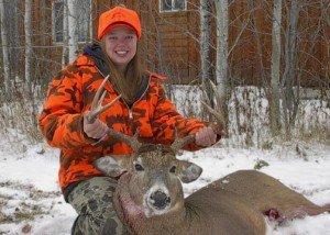 Big buck, deer hunt Lake of the Woods
