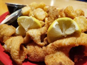Fish fry dining at Lake of the Woods