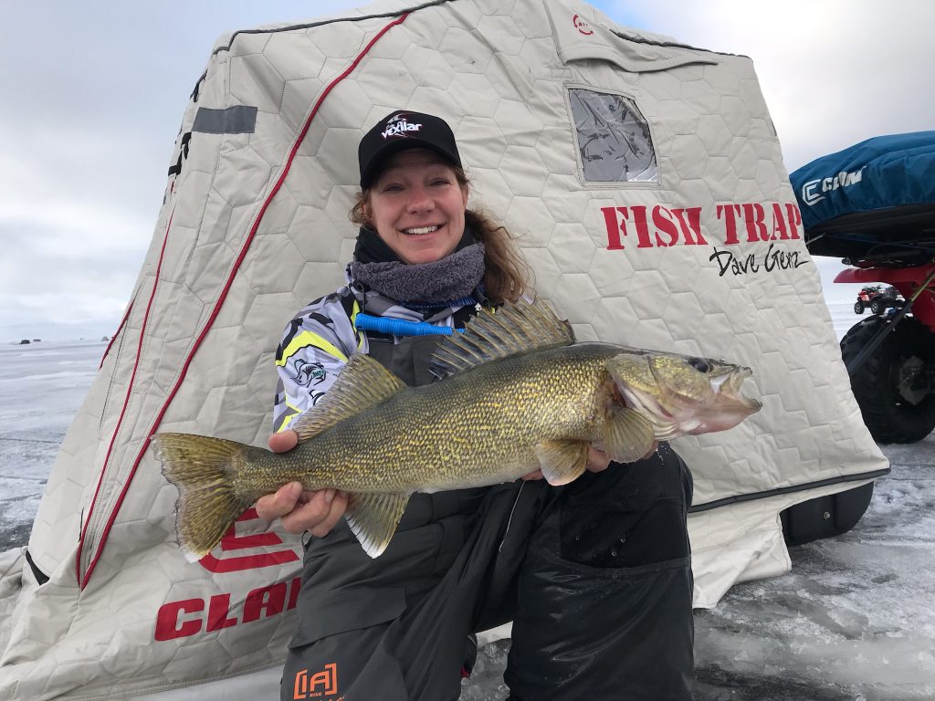 walleye lake of the woods