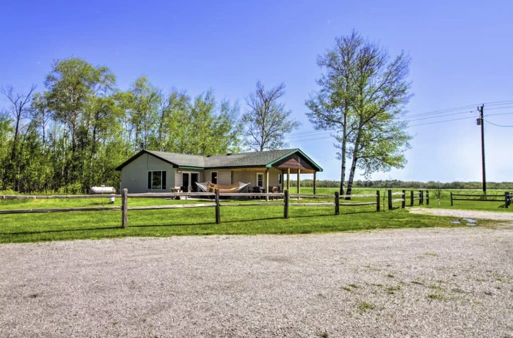 Harry's House, Cabin Rental at Lake of the Woods, MN