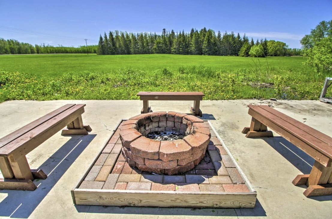 Harry's House, Cabin Rental at Lake of the Woods, MN