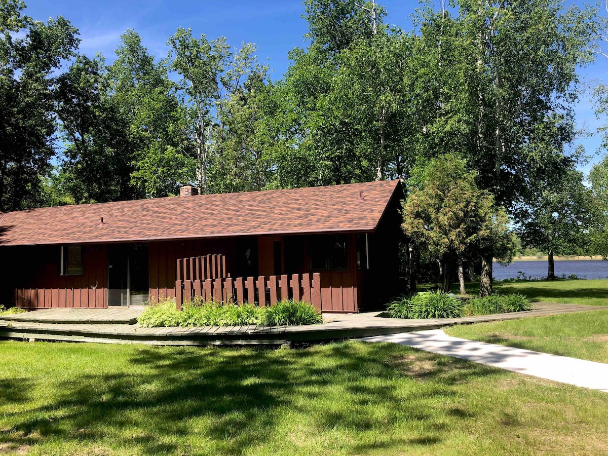 Birch Acres, Lake of the Woods