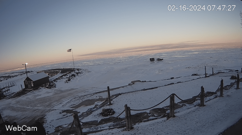 Arnesen's Rocky Point webcam, Lake of the Woods MN, Ice Fishing