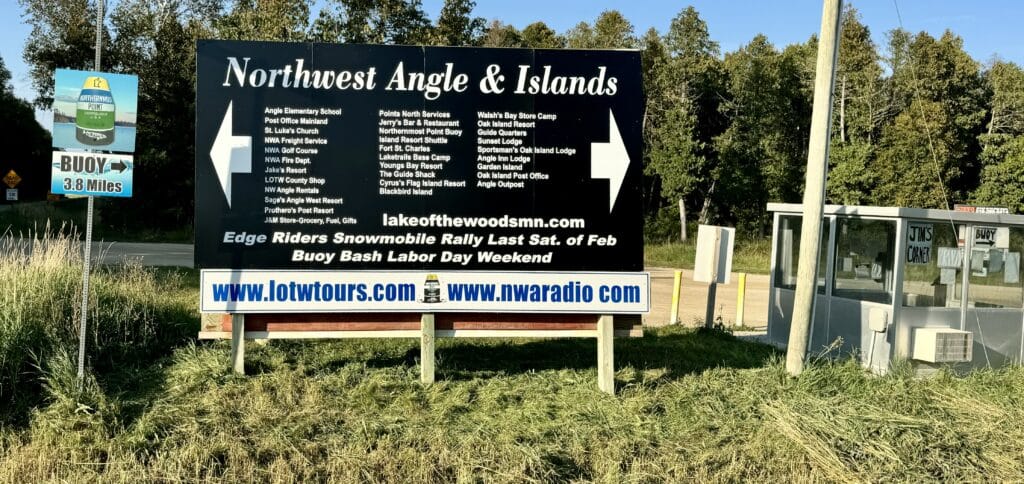 NW Angle Resorts directional sign