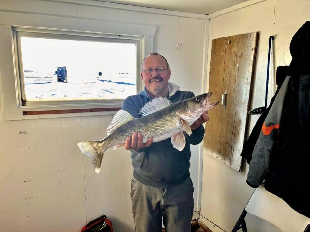 Early ice walleye at Ken Mar Ke Resort