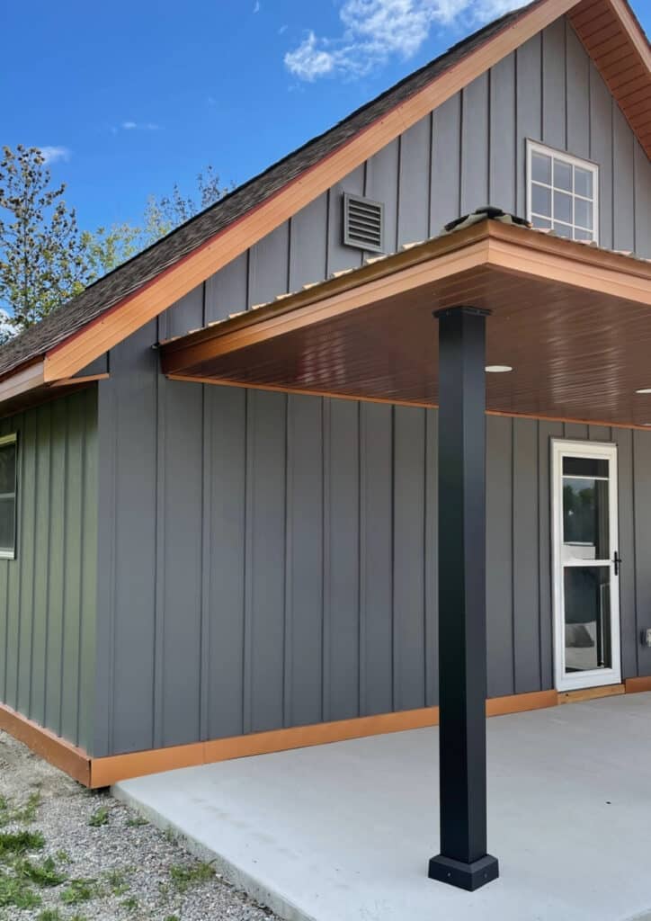 Cozy Copper Cabin front entrance