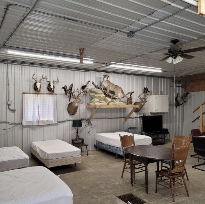 Lake of the Woods Shouse rental near the Rainy River and Wheeler's Point