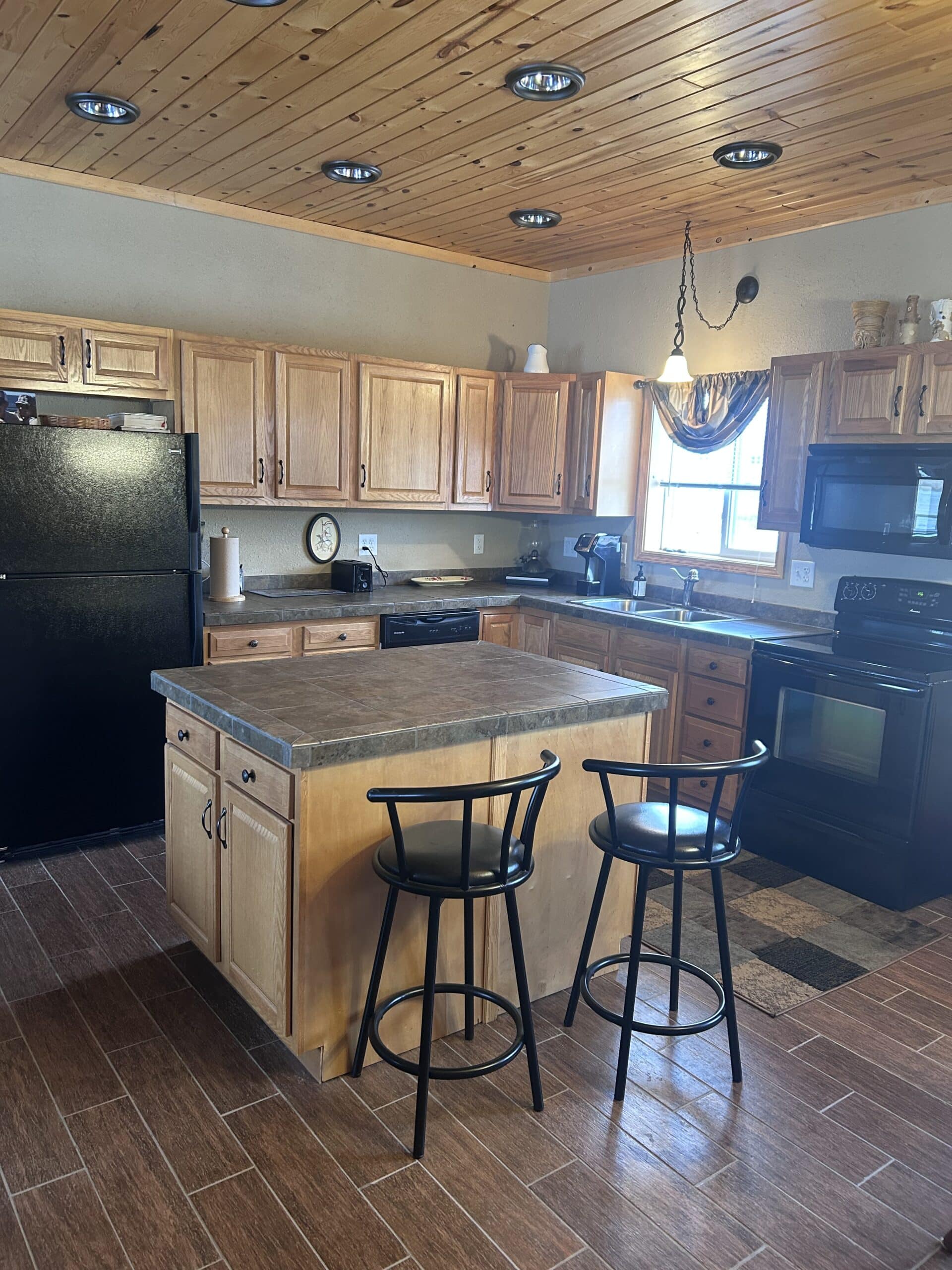 Bostic Bay Cabin Rental | Lake of the Woods, MN