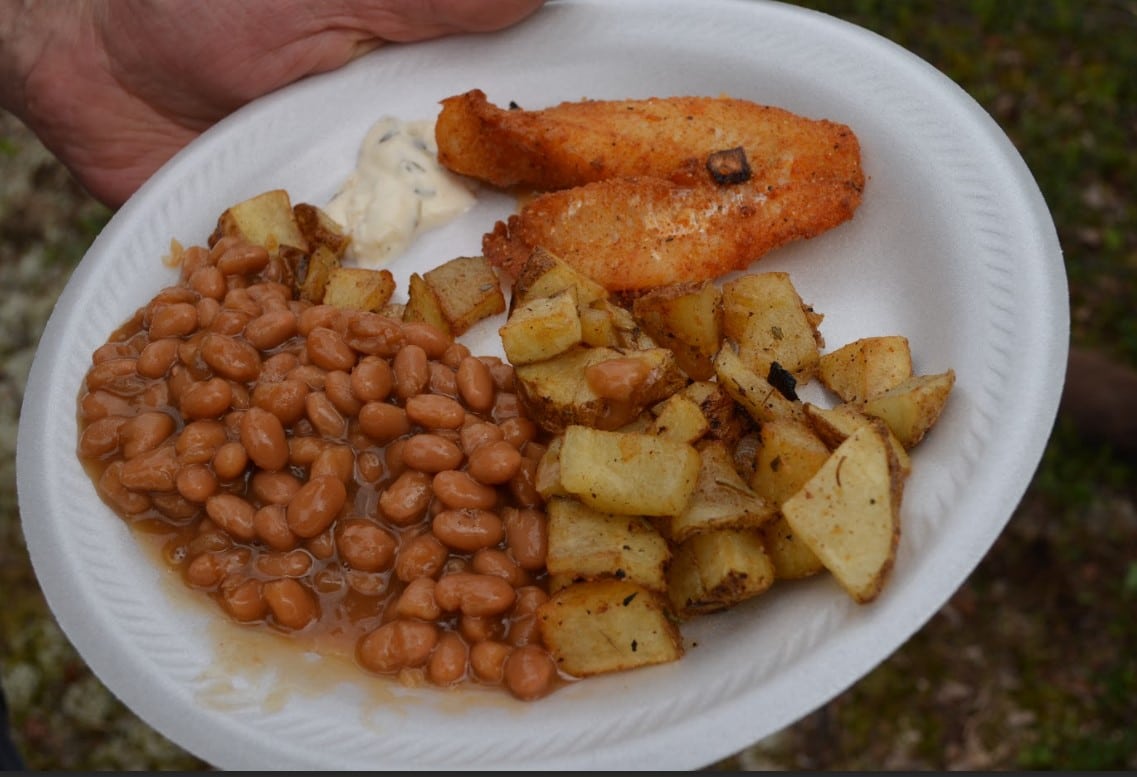 shore lunch walleye sauger lake of the woods