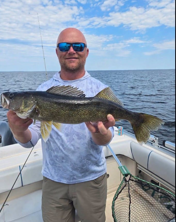 lake of the woods walleye south shore rainy river nw angle