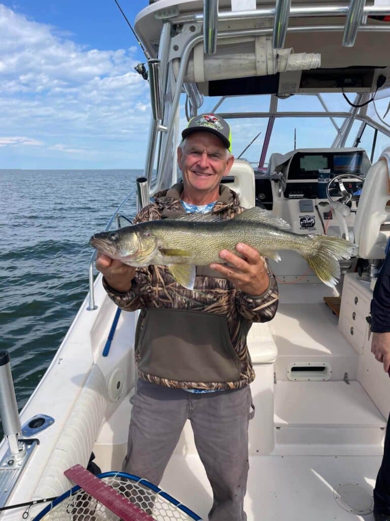 lake of the woods, walleye